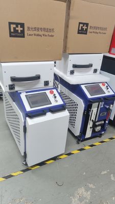 Raycus 1500W 2000W 3000W ручная лазерная сварочная машина с удобной системой управления