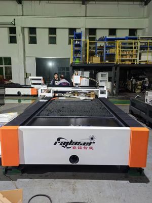 Raytools Лазерная голова Шанхай Raylaser 3015 Лидирующее стандартное решение для резки металла